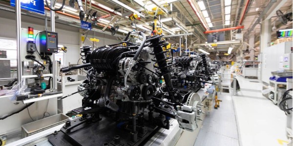 日本多家車企宣布漲價，日產提高純電動車售價